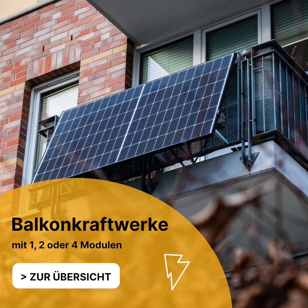 Foto eines montierten Balkonkraftwerks an Wohnhaus