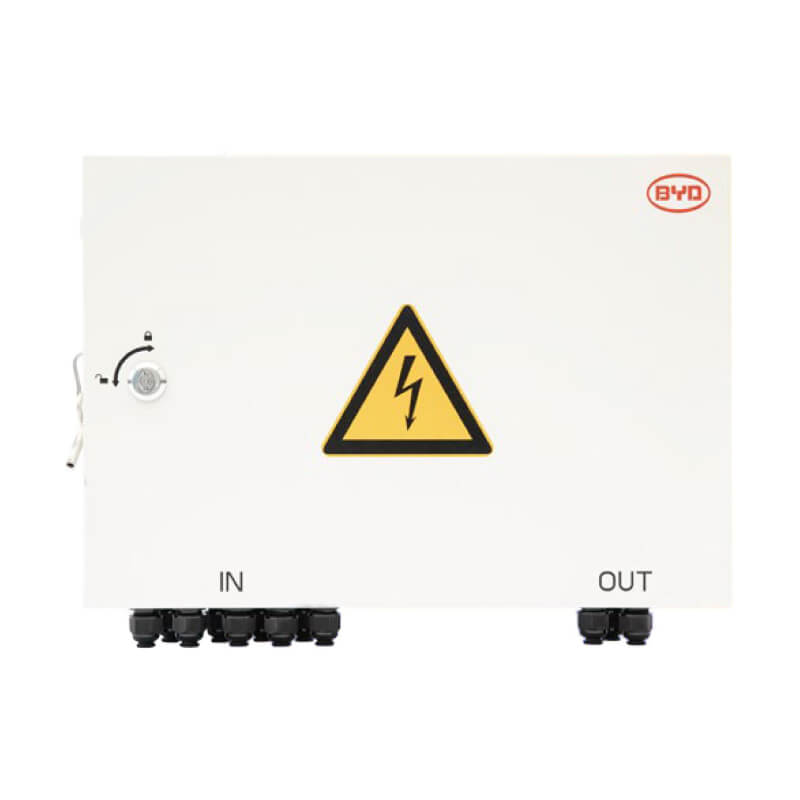 BYD Combiner Box | Solar Perfect BYD Combiner Box, Frontalansicht, vor weißem Hintergrund