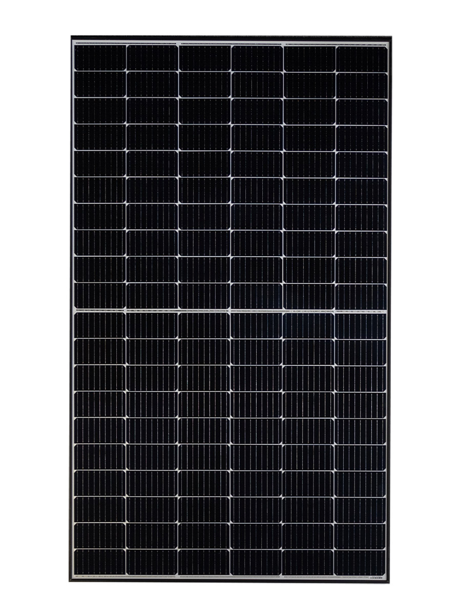 Solar Fabrik Mono S3 Halfcut Modul 380 Watt, Frontansicht, vor weißem Hintergrund